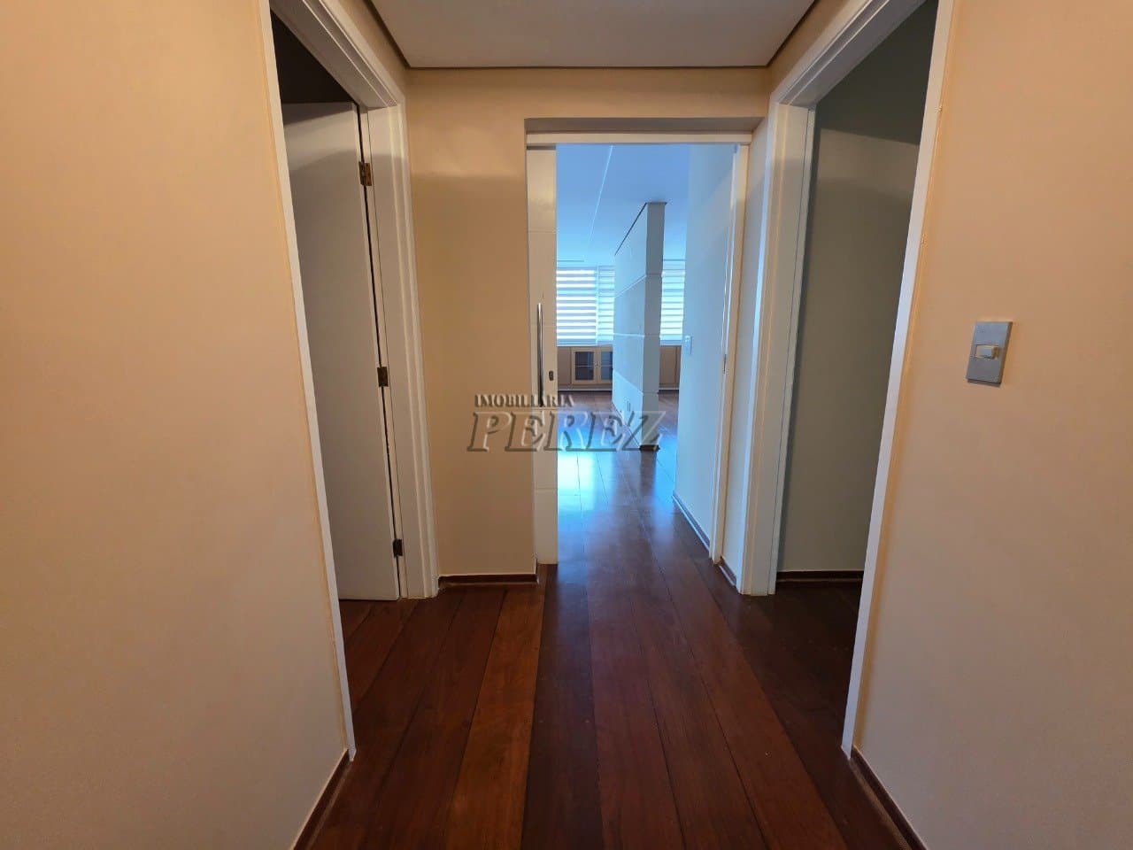 Apartamento para alugar no Edifício Jangada no centro de Londrina - Foto 1