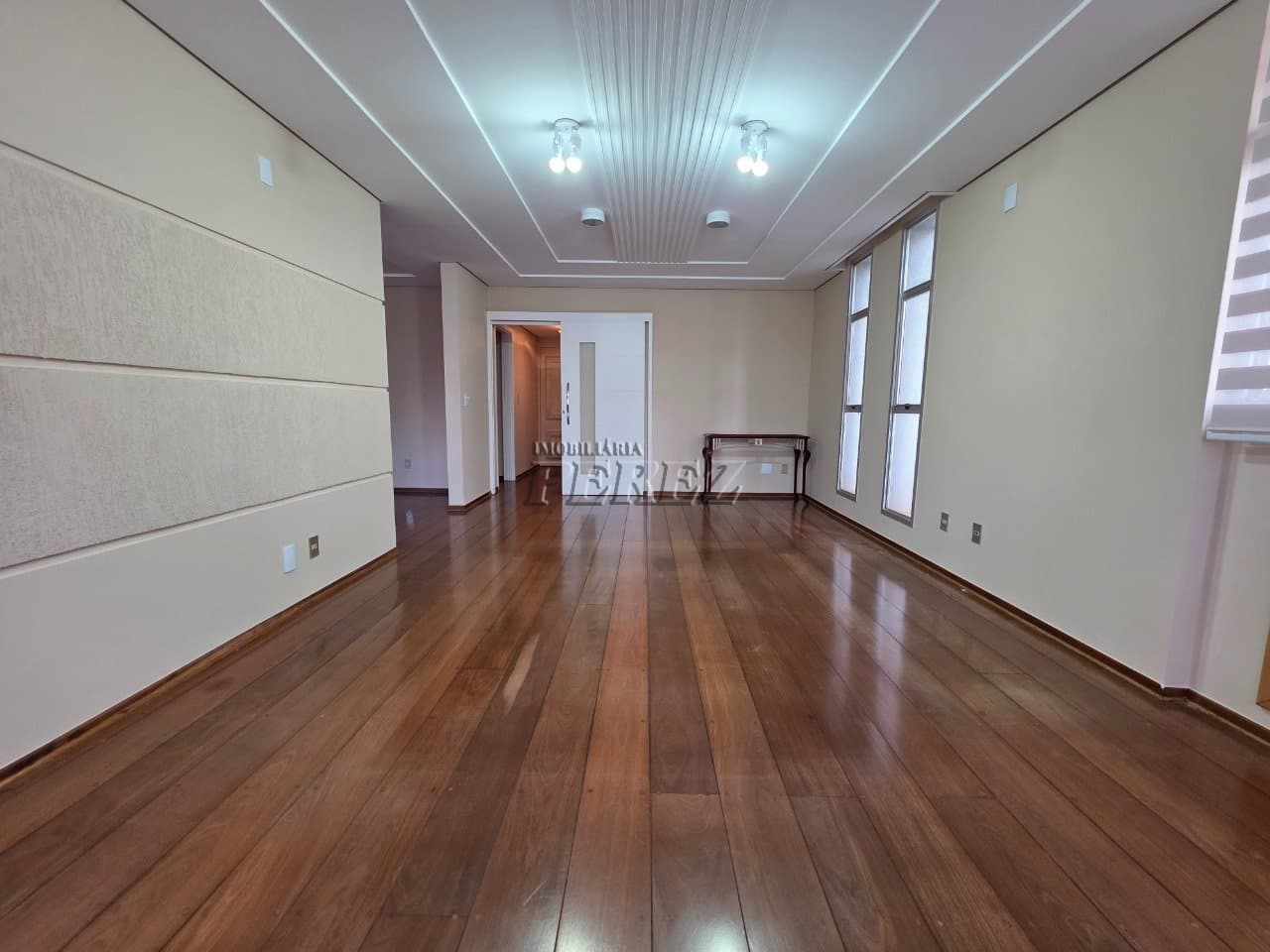 Apartamento para alugar no Edifício Jangada no centro de Londrina - Foto 4