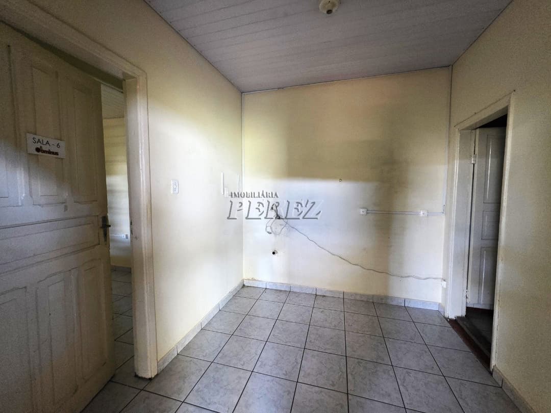 Imóvel comercial para alugar na Rua Espírito Santo no centro de Londrina - Foto 12