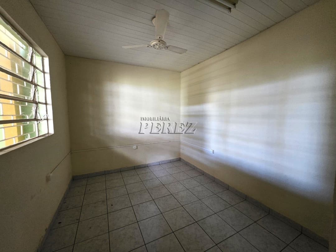 Imóvel comercial para alugar na Rua Espírito Santo no centro de Londrina - Foto 13