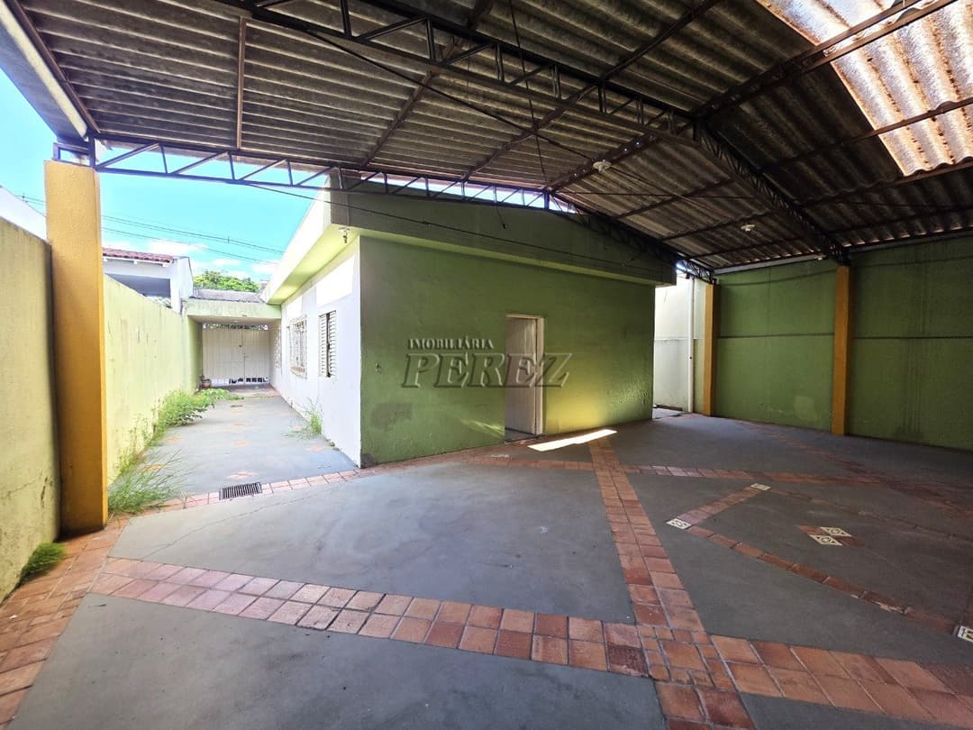 Imóvel comercial para alugar na Rua Espírito Santo no centro de Londrina - Foto 16