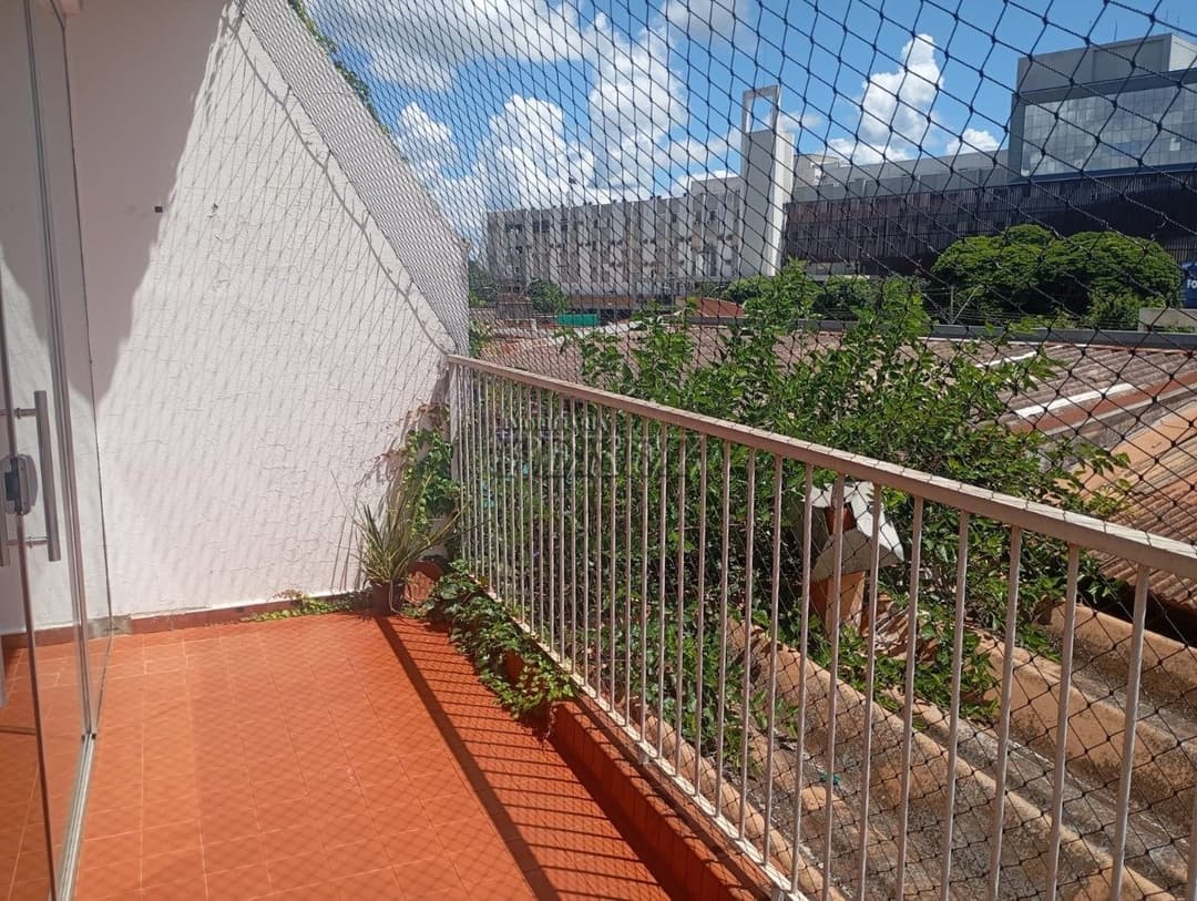 Casa à venda e locação no Jardim Londrilar região central de Londrina - Rua Moreira Cabral - Foto 23