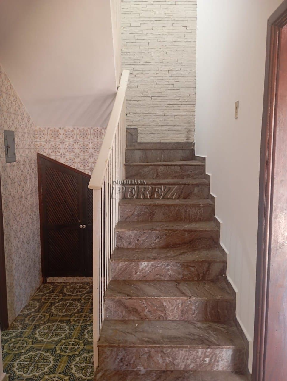 Casa à venda e locação no Jardim Londrilar região central de Londrina - Rua Moreira Cabral - Foto 19