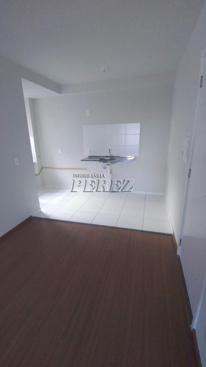 Apartamento para alugar no Solar Di Lucca no Colinas - Região oeste de Londrina - Foto 1