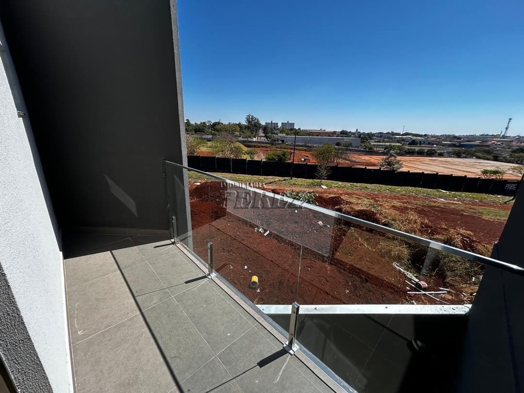 Sobrado à venda no Jardim Colúmbia região oeste de Londrina - Foto 8