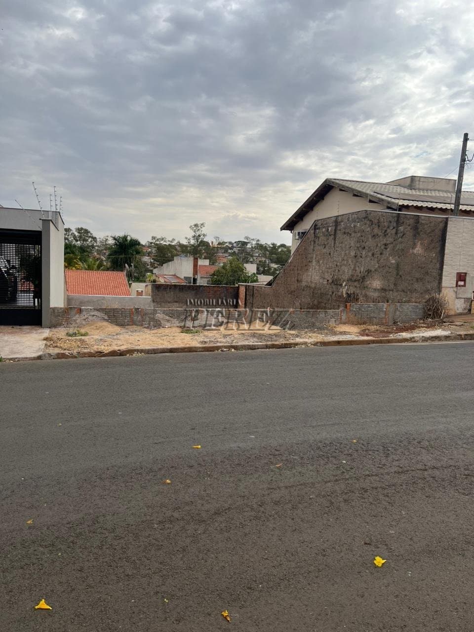 Terreno à venda no Jardim Champagnat na região oeste de Londrina - Foto 5