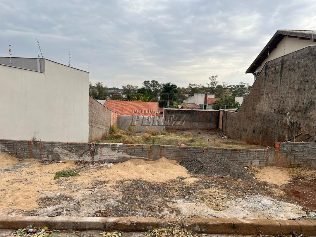 Terreno à venda no Jardim Champagnat na região oeste de Londrina - Foto 1