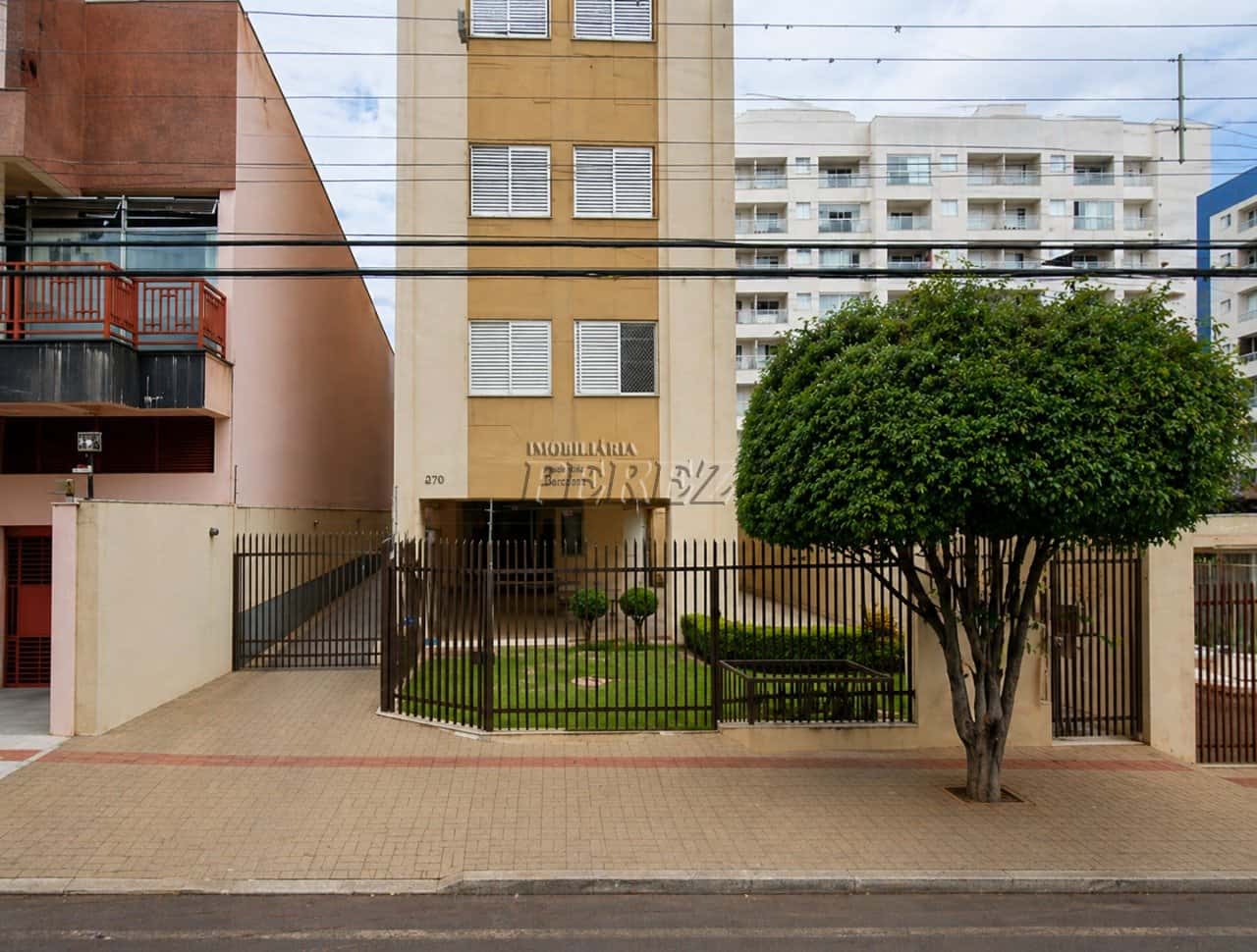 Apartamento à venda no centro de Londrina - Residencial Ourém — foto principal