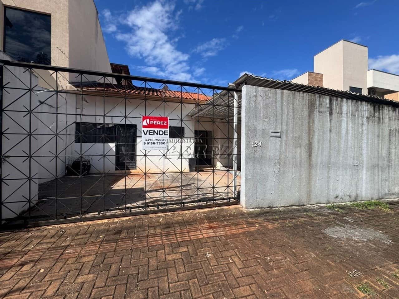 Casa à venda na região oeste de Londrina - Jardim Nápoles — foto principal