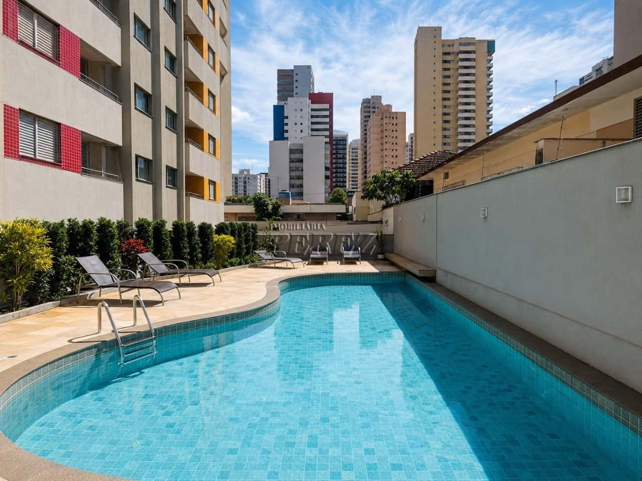 Apartamento para alugar no centro de Londrina - Edifício Montpellier — foto principal