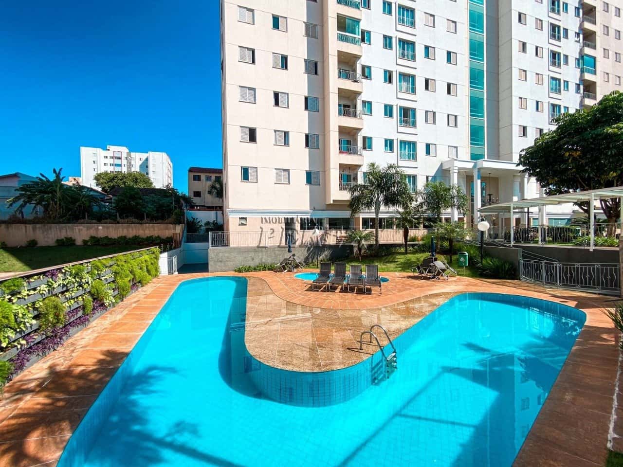 Apartamento a venda na região central de Londrina - Condomínio Conquista Paes Leme — foto principal