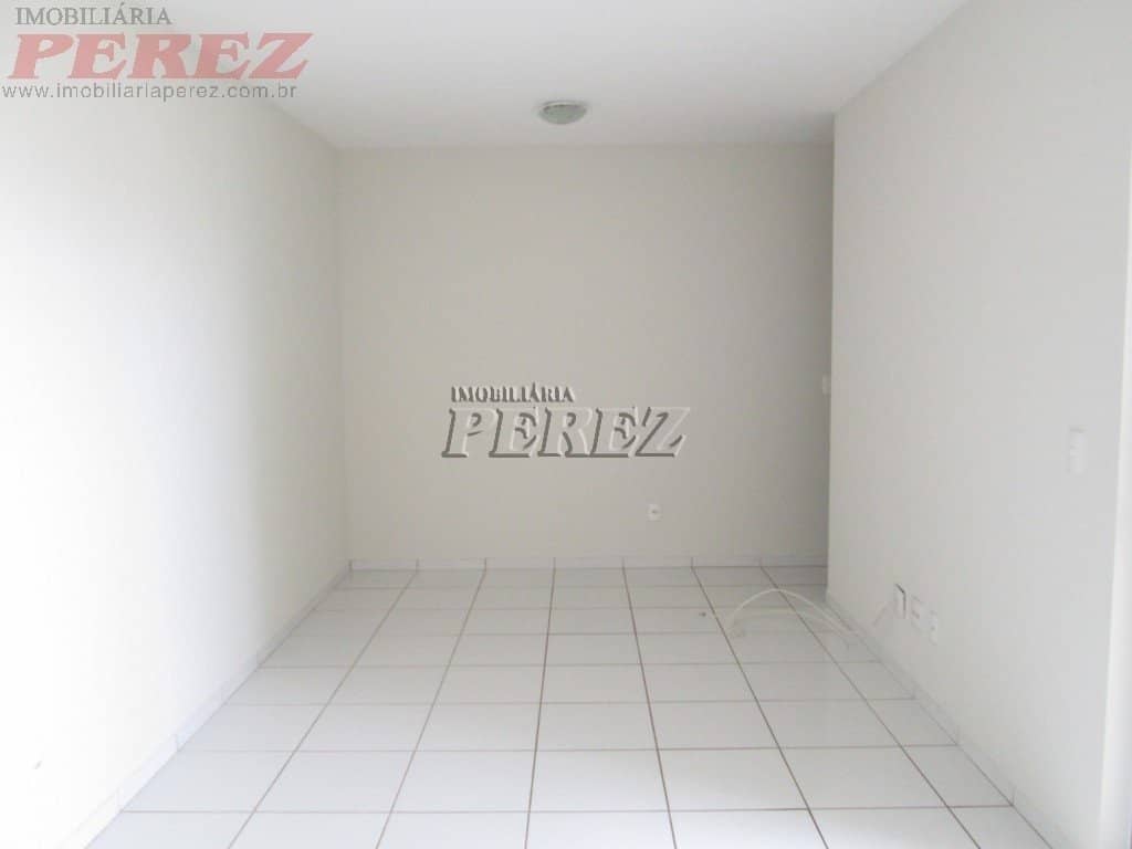 Apartamento no Ed. Inédito, de 2 quartos para alugar no Centro - Londrina/PR - Foto 4