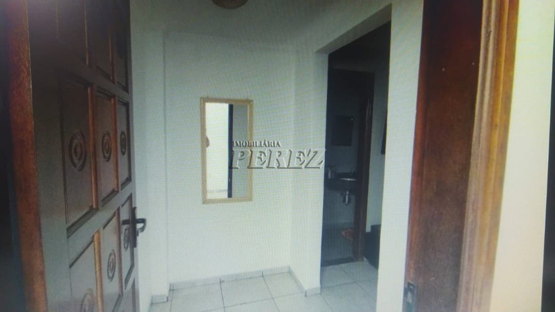 Sobrado à Venda na Avenida Celso Garcia Cid, Zona Leste de Londrina - Foto 10