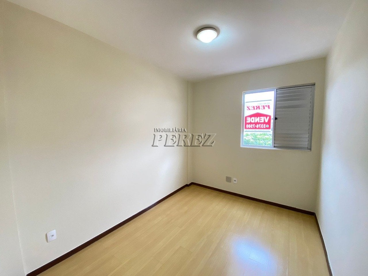 Apartamento à venda no Villagio Di Monaco na região leste de Londrina