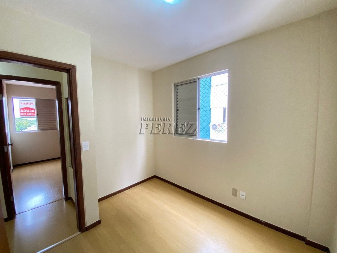 Apartamento à venda no Villagio Di Monaco na região leste de Londrina