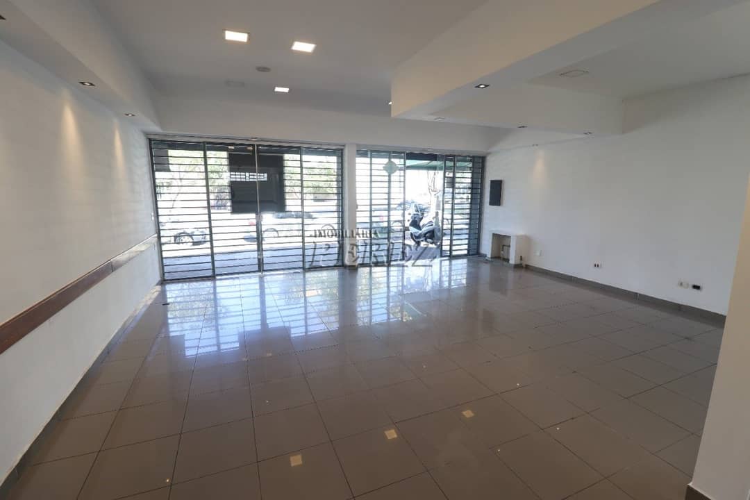 Sala para alugar na Av Duque de Caxias no centro de Londrina - Foto 4
