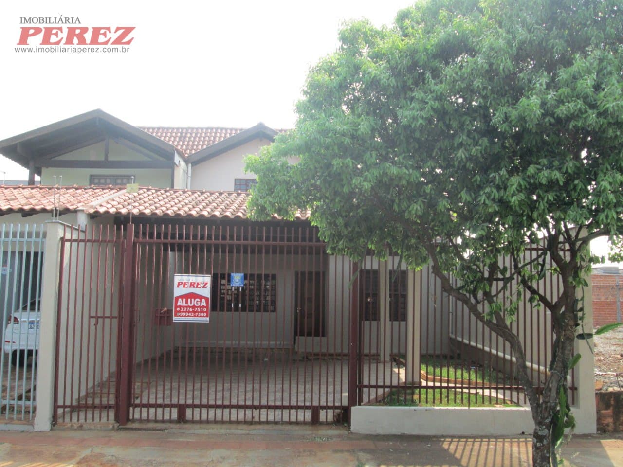 A Imobiliária Perez oferece a você mais uma ótima oportunidade de sobrado à venda em Londrina.