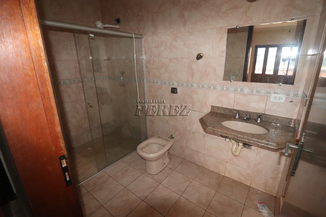 Sobrado para alugar no Santa Mônica, na região norte de Londrina - Foto 8