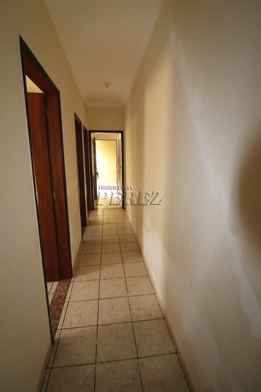 Sobrado para alugar no Santa Mônica, na região norte de Londrina - Foto 9