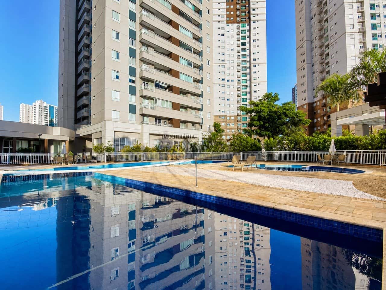 Apartamento à venda na Gleba Palhano - Condomínio Liberty Towers — foto principal