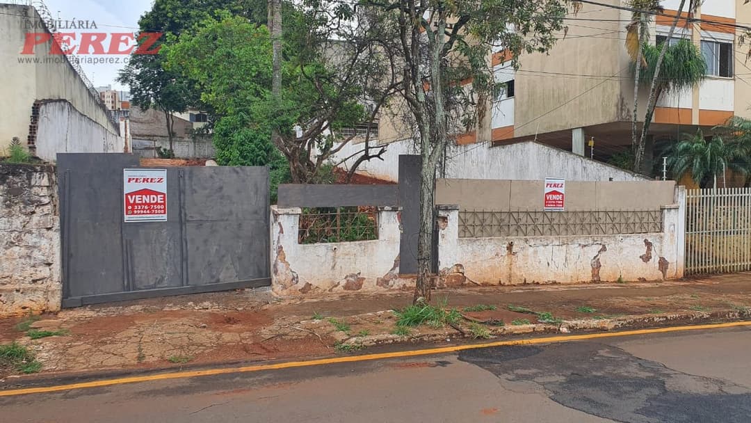 Terreno a venda na Rua Uruguai no centro de Londrina. - Foto 0