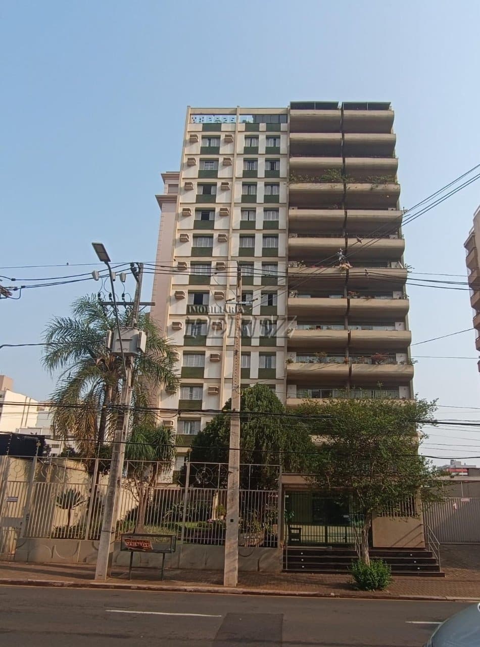 Excelente apartamento no Edifício Solaris - Rua Goiás, Centro de Londrina - Foto 0