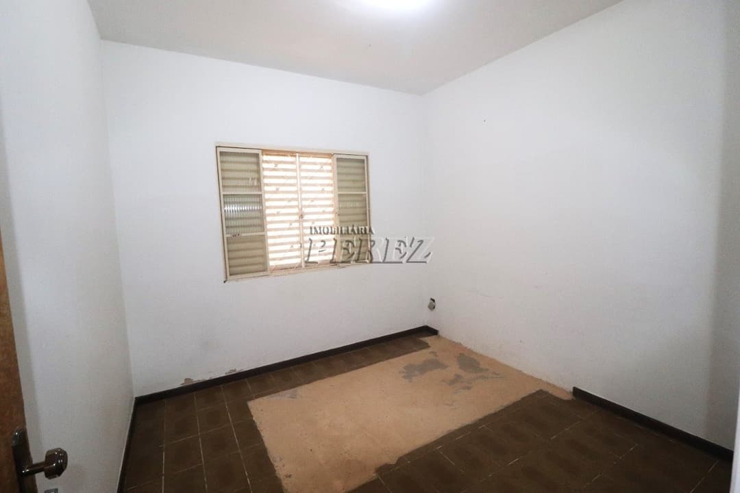 Venda de Casa em Londrina - Espaço, conforto e estrutura para viver bem - Foto 11