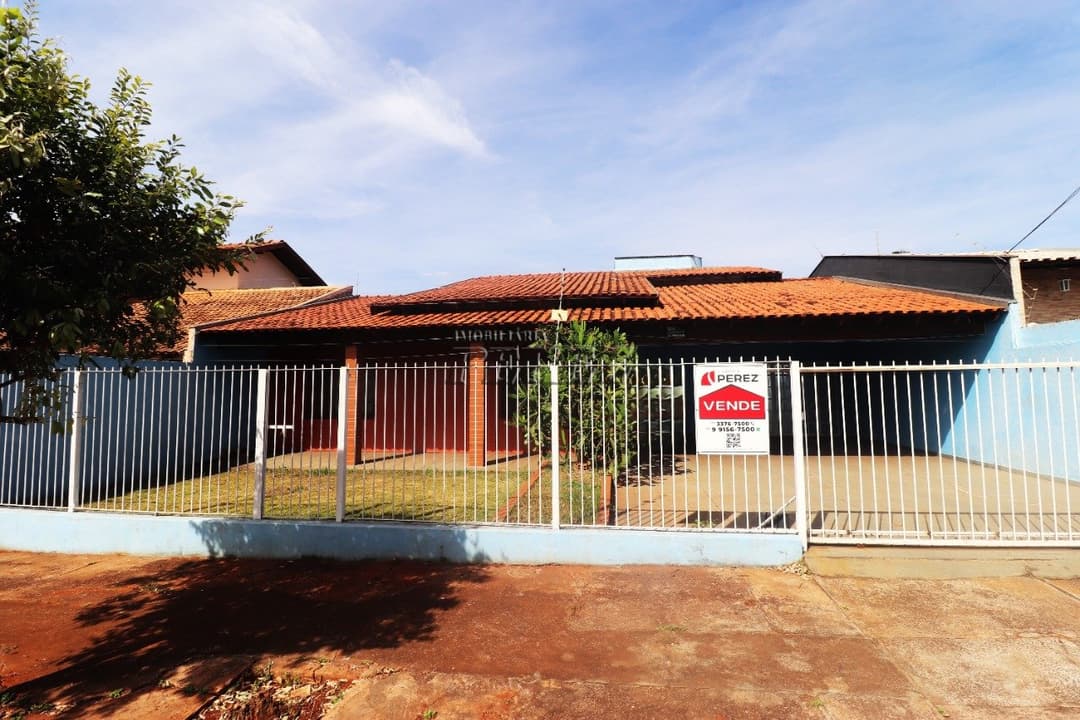 Venda de Casa em Londrina - Espaço, conforto e estrutura para viver bem - Foto 26