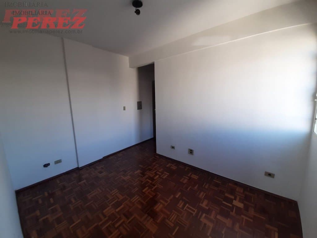 Apartamento à venda no Edificio Porto Feliz, Centro de Londrina - Foto 7