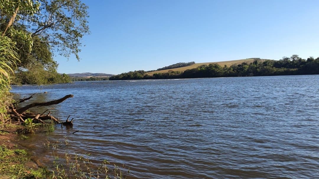 Venda de Sítio Exclusivo às Margens do Rio Tibagi - Recanto da Onça, Assaí/PR Apresentamos o Recanto da Onça Parda, um verdadeiro tesouro natur - Foto 3