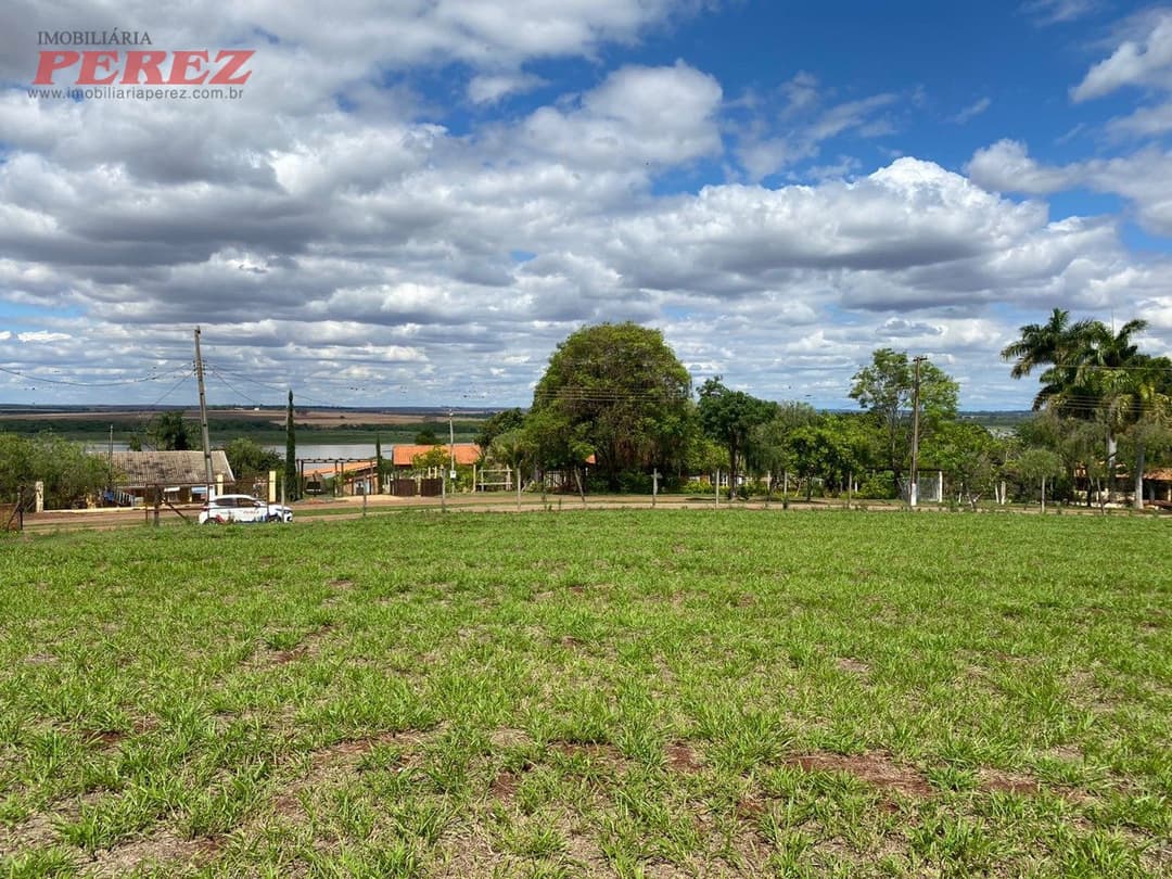 A Imobiliária Perez oferece a você essa excelente oportunidade de investimento em chácara: - Foto 5