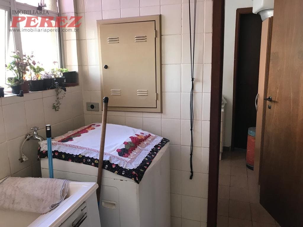 Apartamento Amplo à Venda - Edifício Roland | Centro de Londrina Rua Sergipe - Foto 17