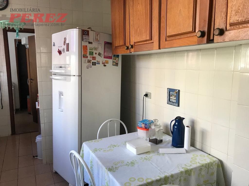 Apartamento Amplo à Venda - Edifício Roland | Centro de Londrina Rua Sergipe - Foto 12