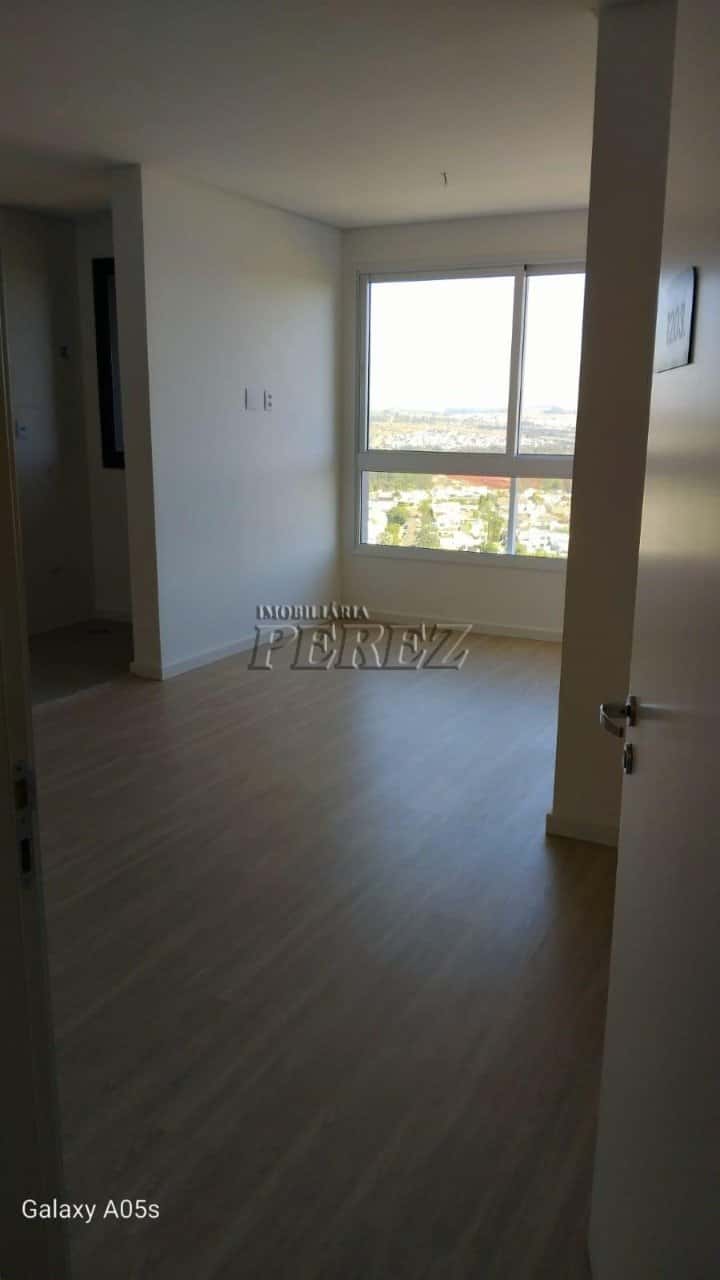 Apartamento à venda no Edifício Sense na região sul de Londrina - Terra Bonita — foto principal