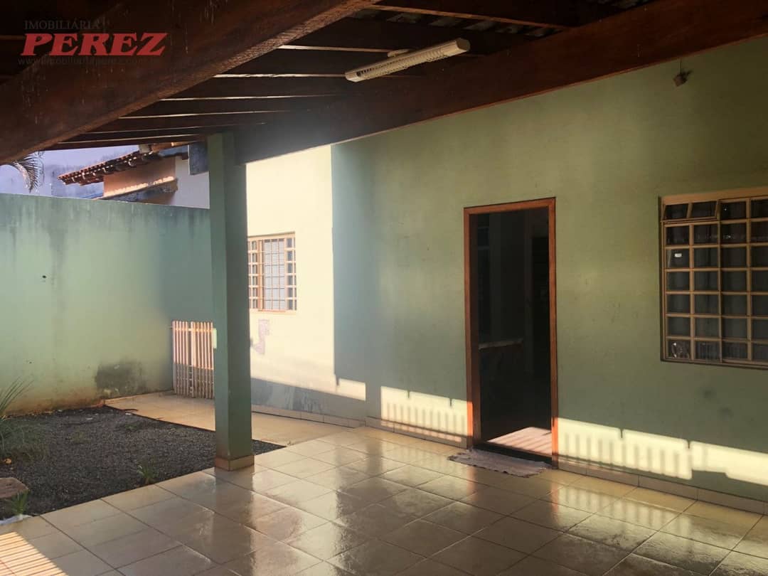 A Imobiliária Perez oferece à você uma ótima oportunidade de investimento em casa à venda em Londrina: - Foto 0
