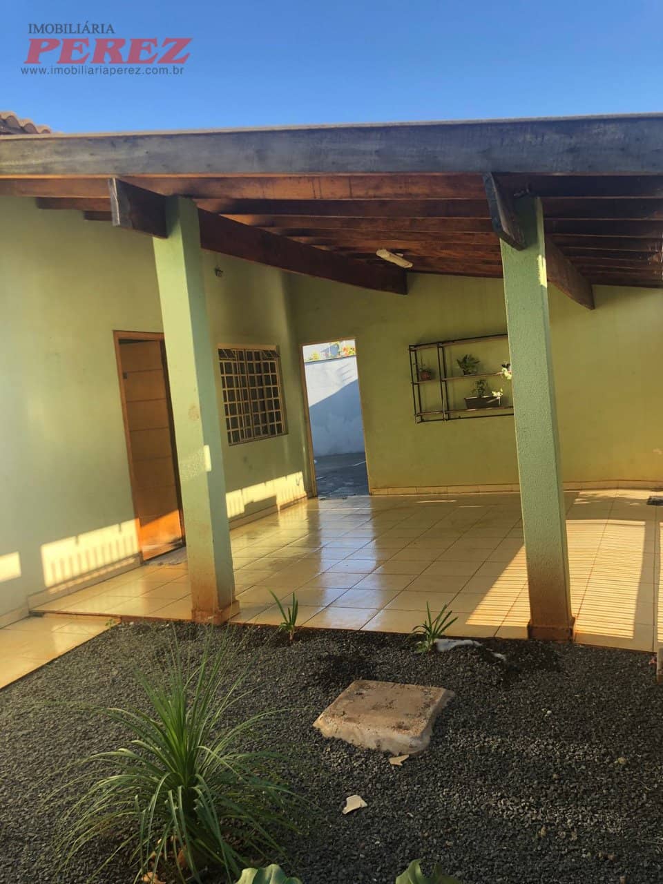 A Imobiliária Perez oferece à você uma ótima oportunidade de investimento em casa à venda em Londrina: - Foto 2