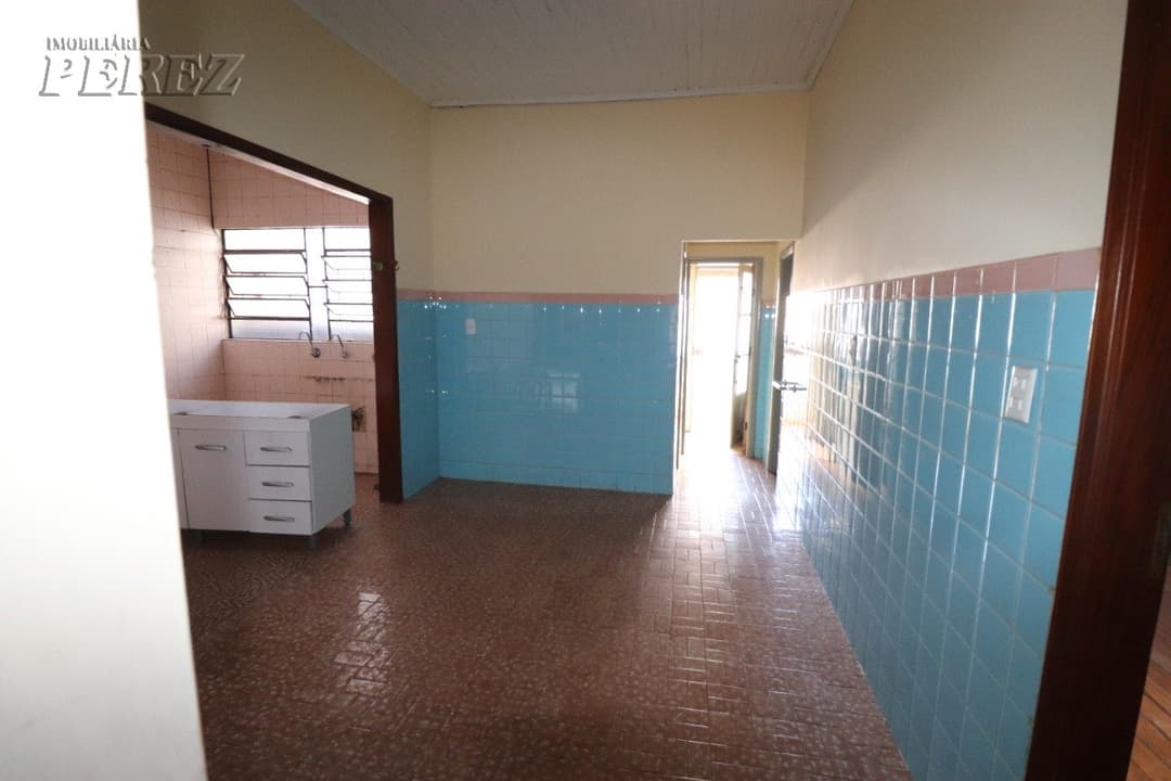Casa Comercial à Venda - Região Central de Londrina na rua Mato Grosso - Foto 6