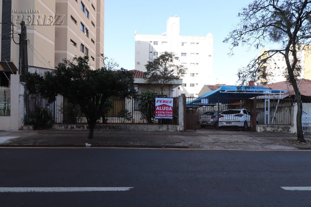 Casa Comercial à Venda - Região Central de Londrina na rua Mato Grosso - Foto 15
