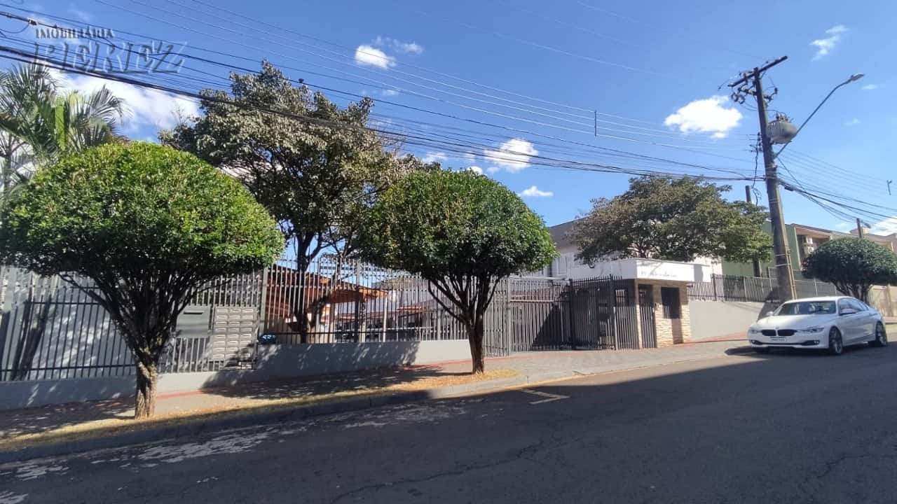 Casa à venda no Residencial Alto da Boa Vista na região norte de Londrina — foto principal