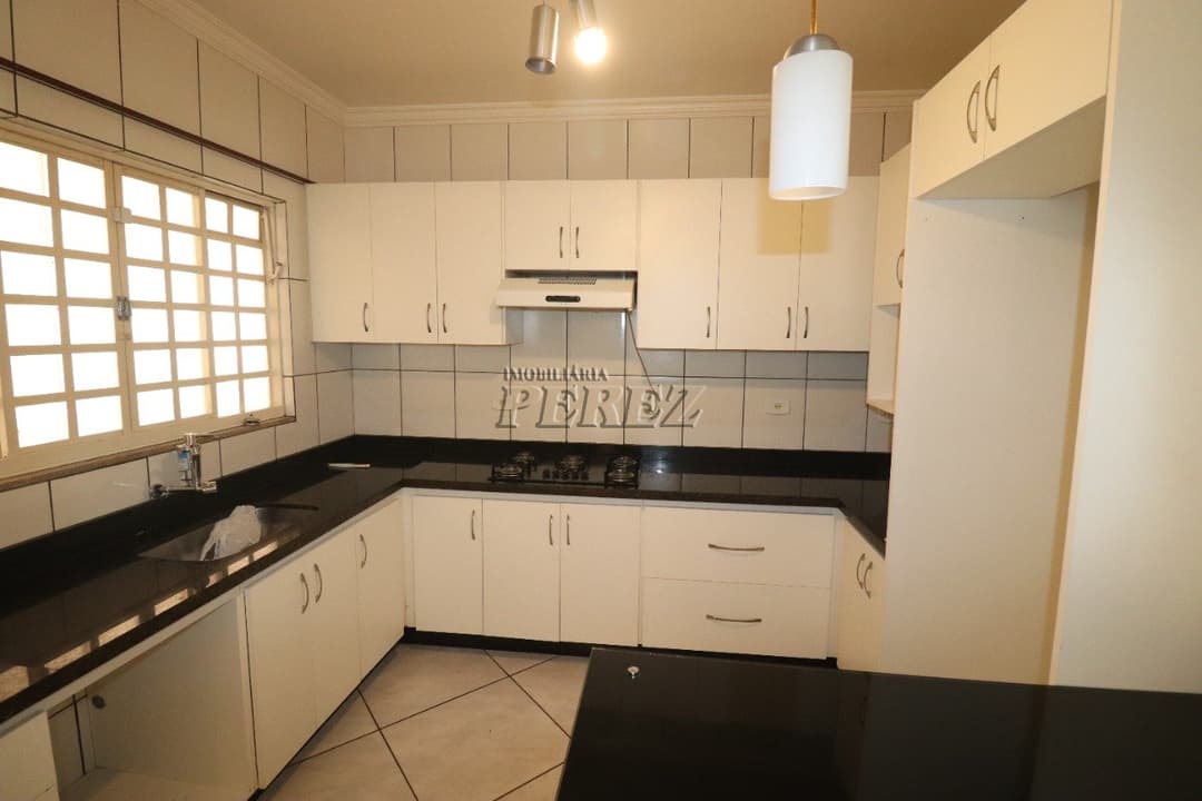 A Imobiliária Perez oferece a você uma ótima oportunidade de casa para venda e locação em Londrina. - Foto 17
