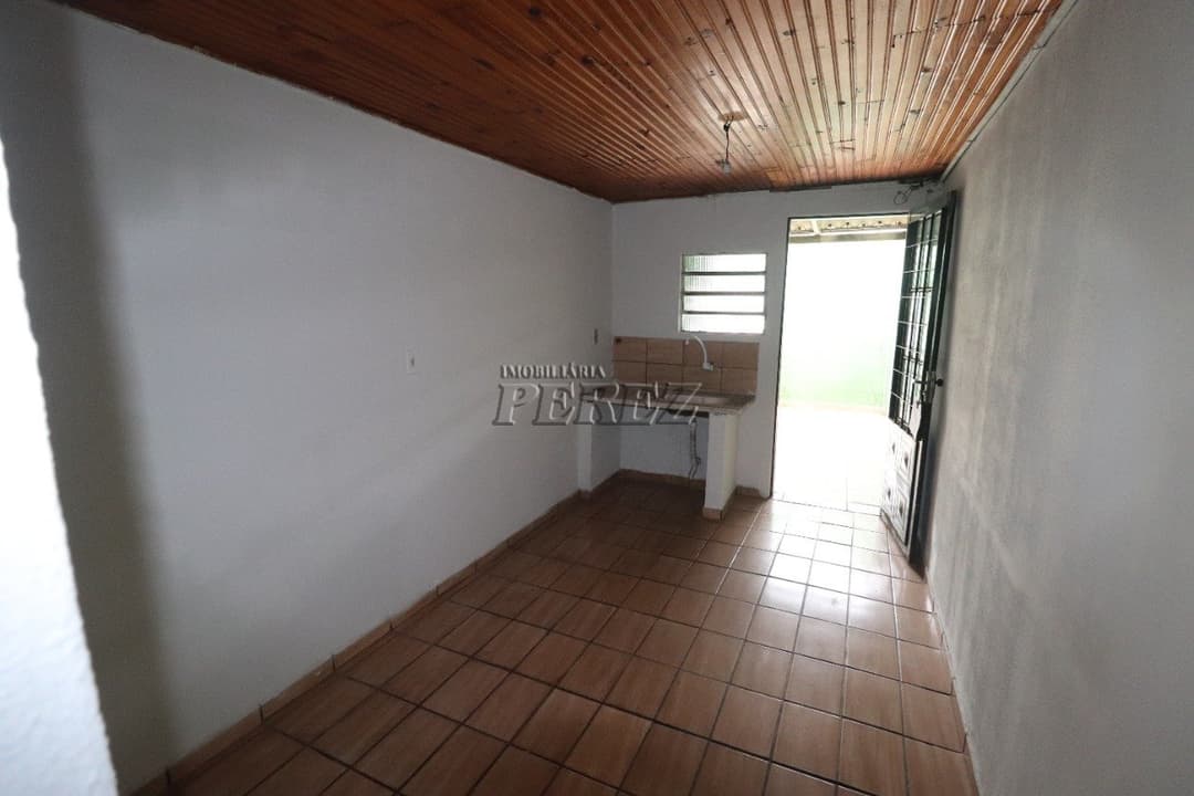 Casa para alugar na região Central de Londrina. - Foto 2