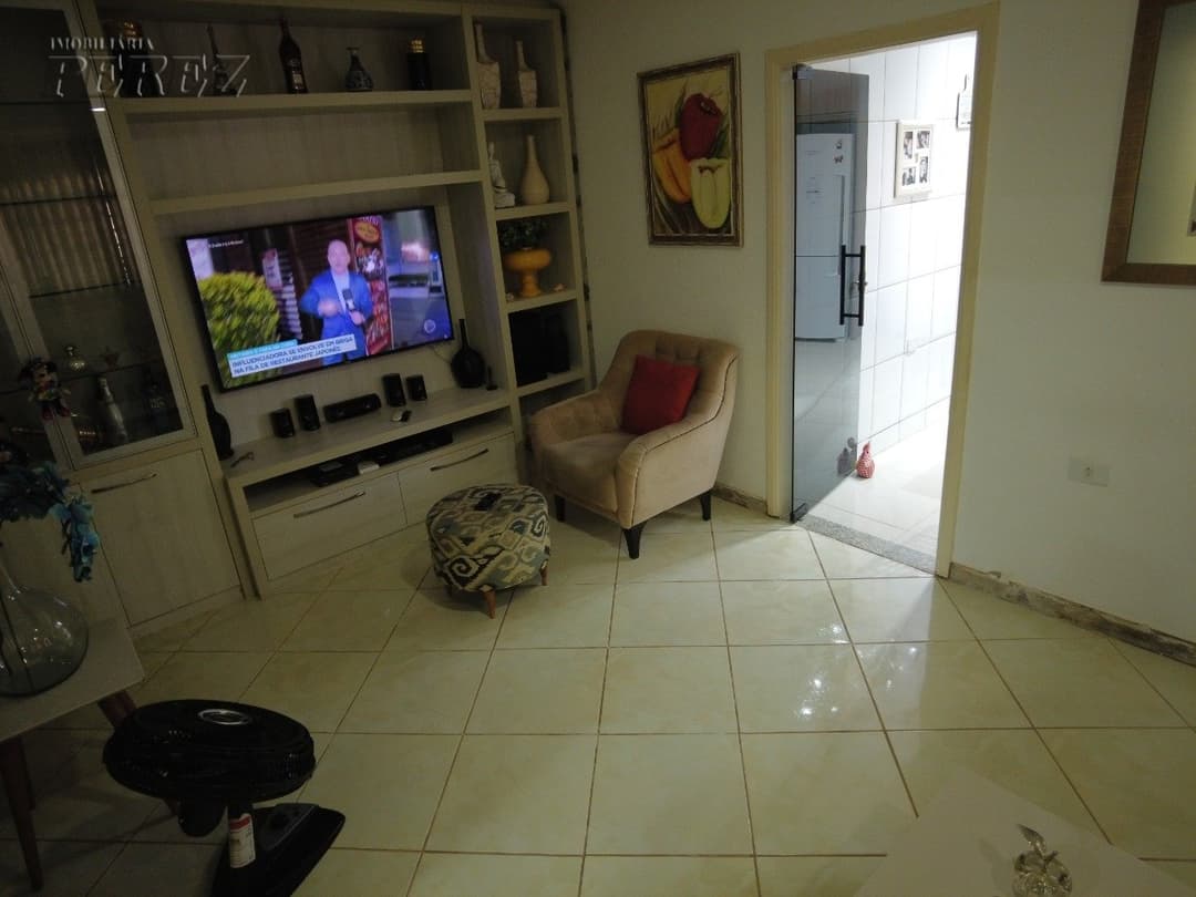 A Imobiliária Perez oferece a você uma ótima oportunidade de sobrado para venda em Londrina. - Foto 2