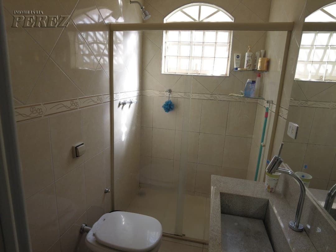 A Imobiliária Perez oferece a você uma ótima oportunidade de sobrado para venda em Londrina. - Foto 32