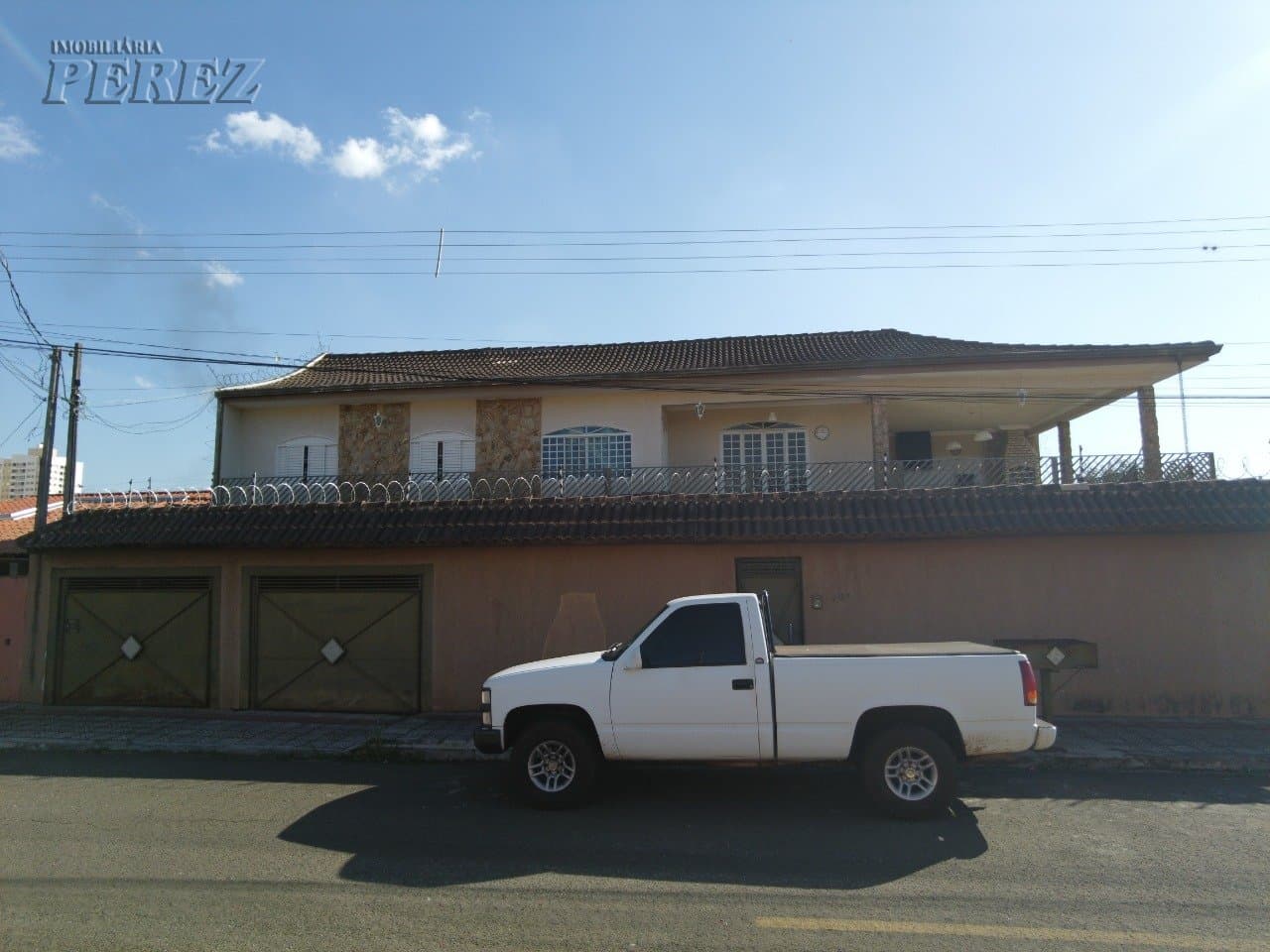 Casa à venda na Vila Ricardo, região leste de Londrina.