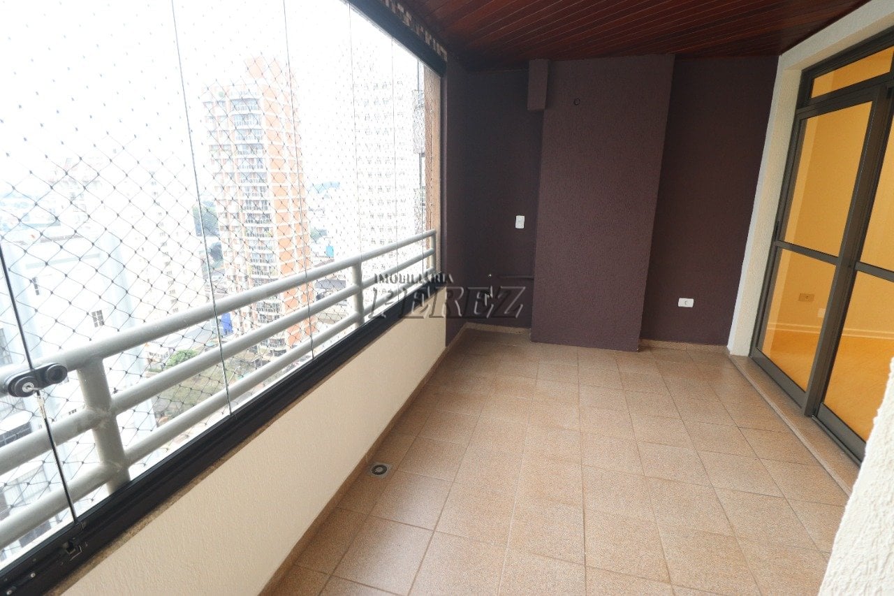 Apartamento para alugar no Edifício Coral Gables no centro de Londrina