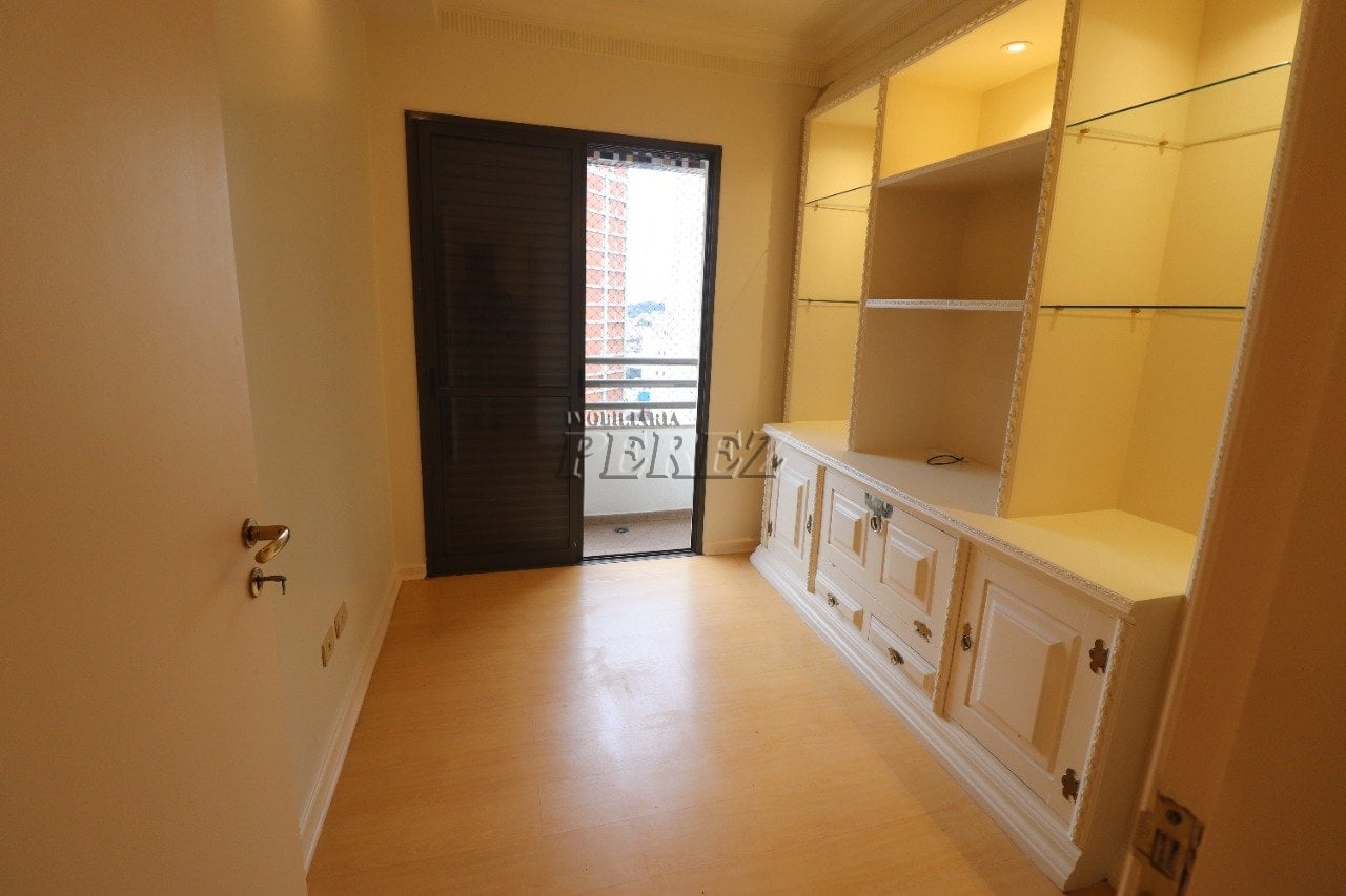 Apartamento para alugar no Edifício Coral Gables no centro de Londrina