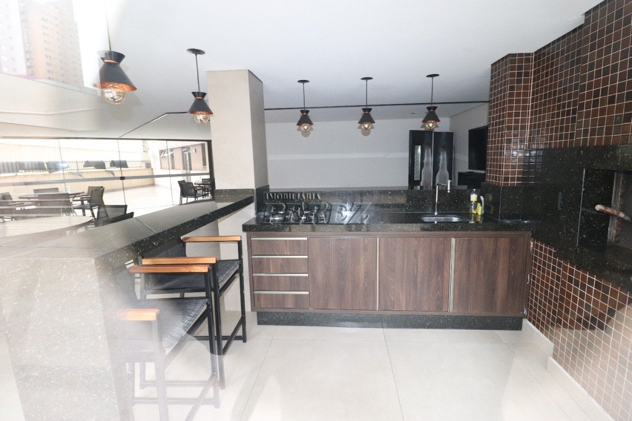 Apartamento para alugar no Edifício Coral Gables no centro de Londrina