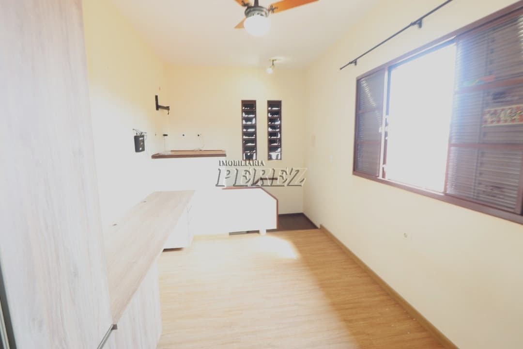 Casa a para comprar no centro de londrina, localizado na Vila Larsen I - Foto 18