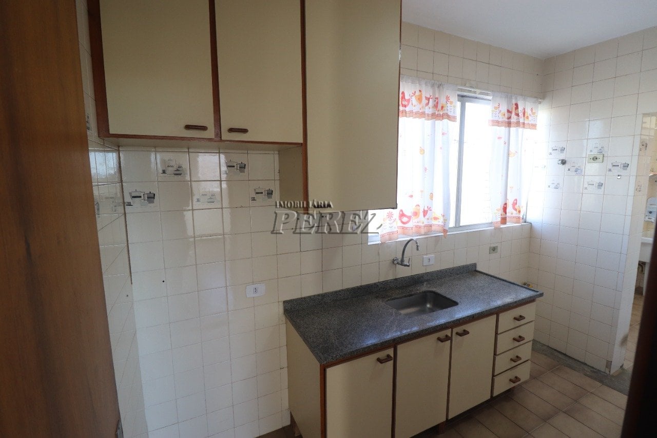 Apartamento à venda no Edifício Tarumã - Centro de Londrina