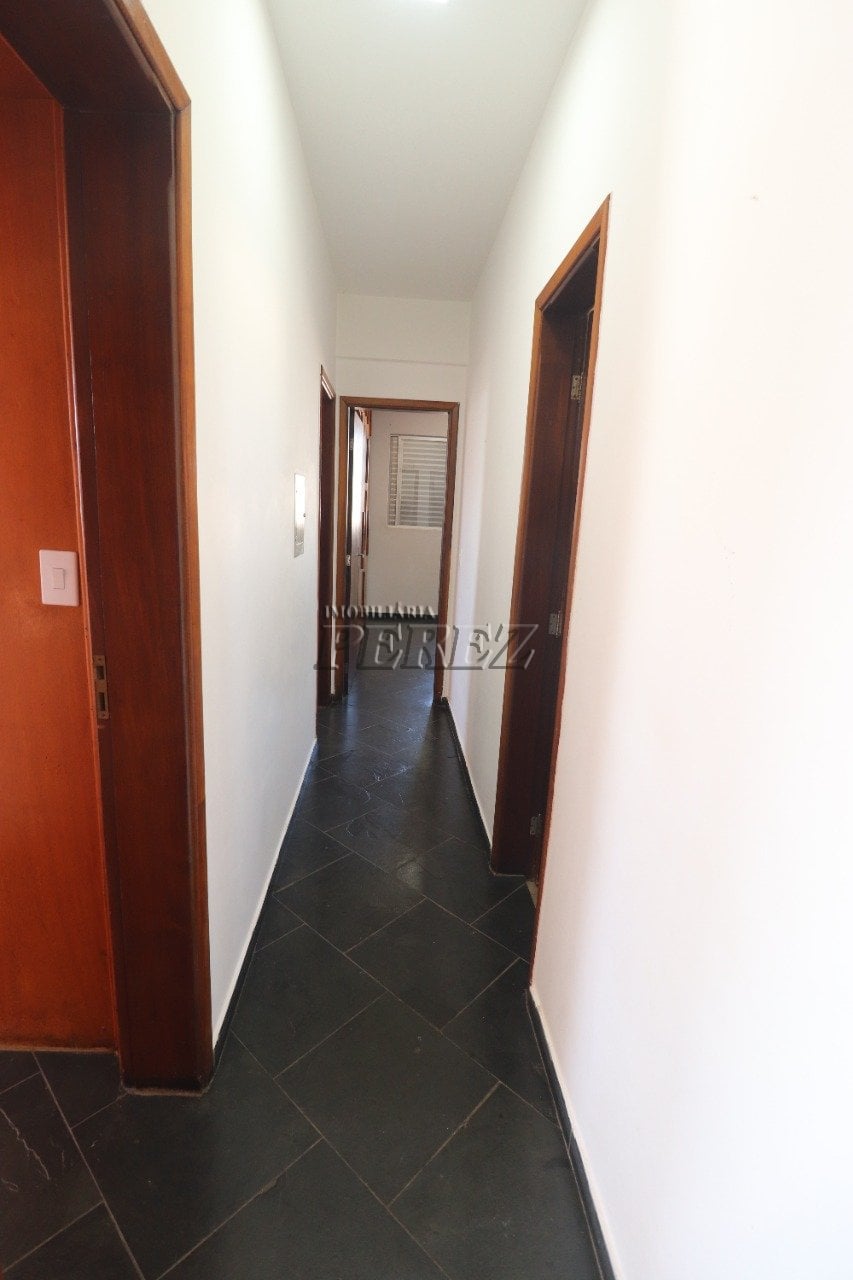 Apartamento à venda no Edifício Tarumã - Centro de Londrina